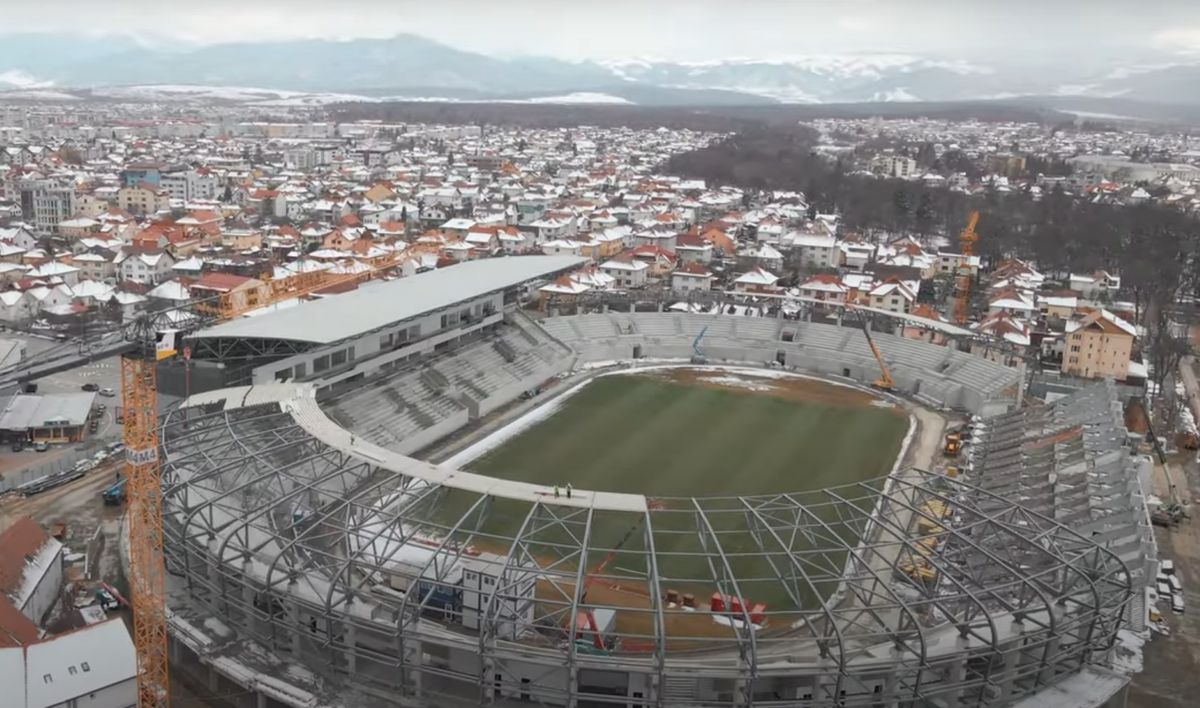 Drona a survolat noua arenă de 24 de milioane de euro din România » Când ar putea fi gata pentru fotbal