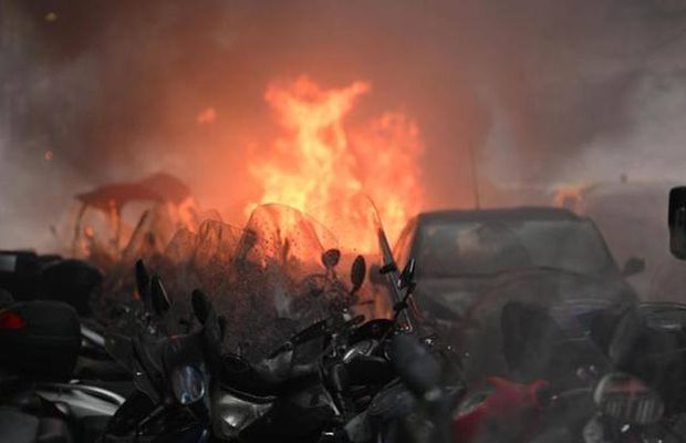 Prăpăd pe străzile din Napoli » Ce a rămas în urma celor 600 de ultrași germani