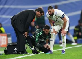 Emoții înainte de Barcelona - Real Madrid  » Karim Benzema, accidentat contra lui Liverpool
