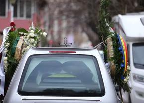 Rudel Obreja, condus pe ultimul drum » Elena Udrea i-a trimis o coroană de flori
