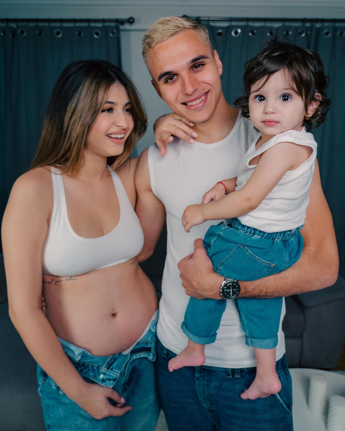 VIDEO Iubita lui Cristi Manea, însărcinată în 7 luni, spune povestea relației cu fotbalistul într-un video spectaculos: „Viața ne-a făcut o petrecere surpriză. N-o să mint, entuziasmul ni se amestecă cu teama”