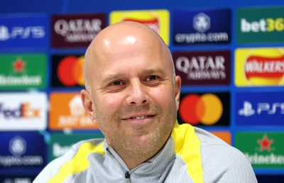 Arne Slot face scut în jurul celui mai criticat jucător de la Liverpool: „Să nu facem o tragedie”