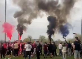 Suporterii rapidiști au încins și mai mult atmosfera înainte de derby » Au venit cu torțe la antrenamentul favoriților