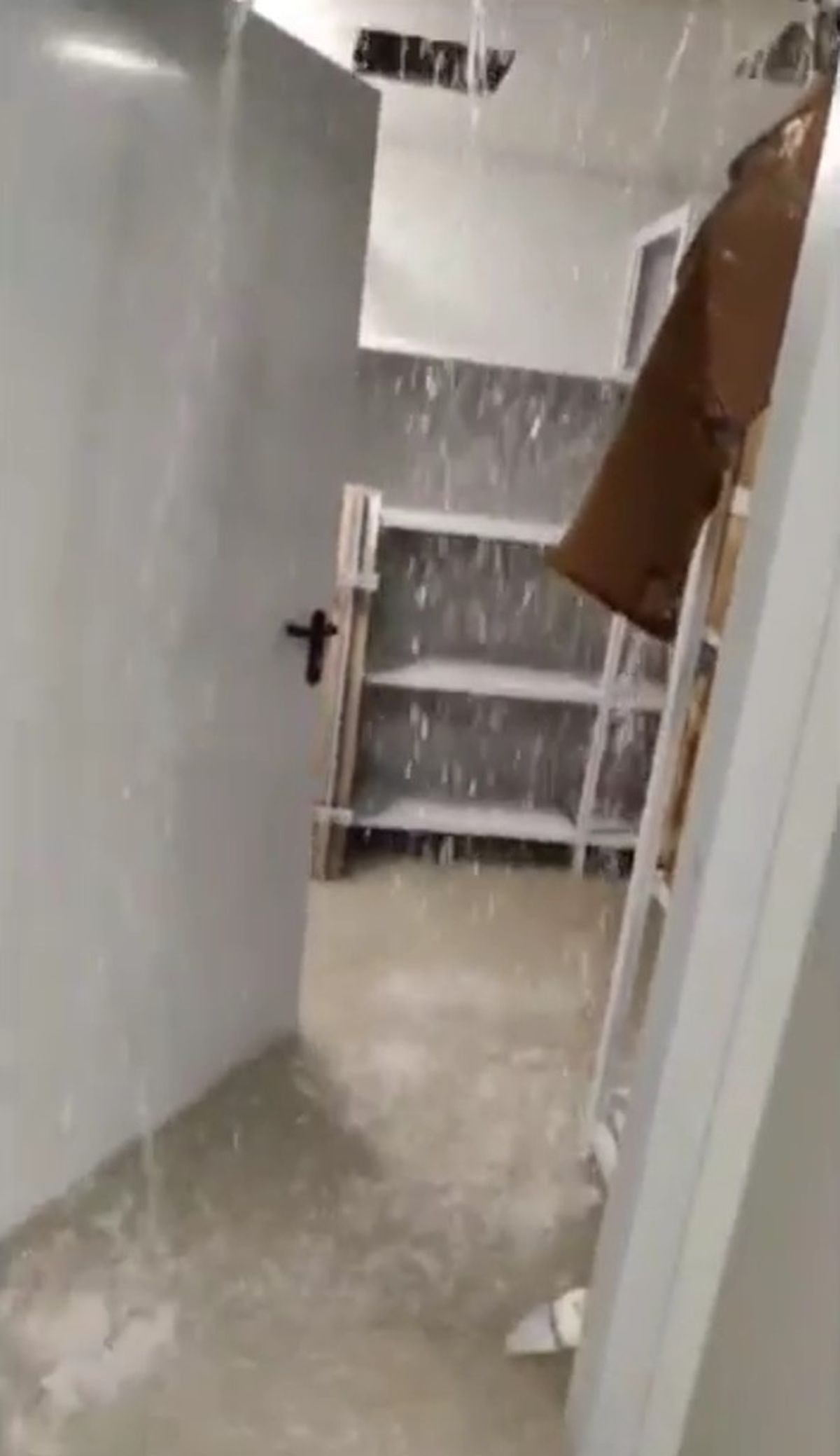 Inundațiile au afectat și Viola Park, cantonamentul Fiorentinei suferind pagube importante