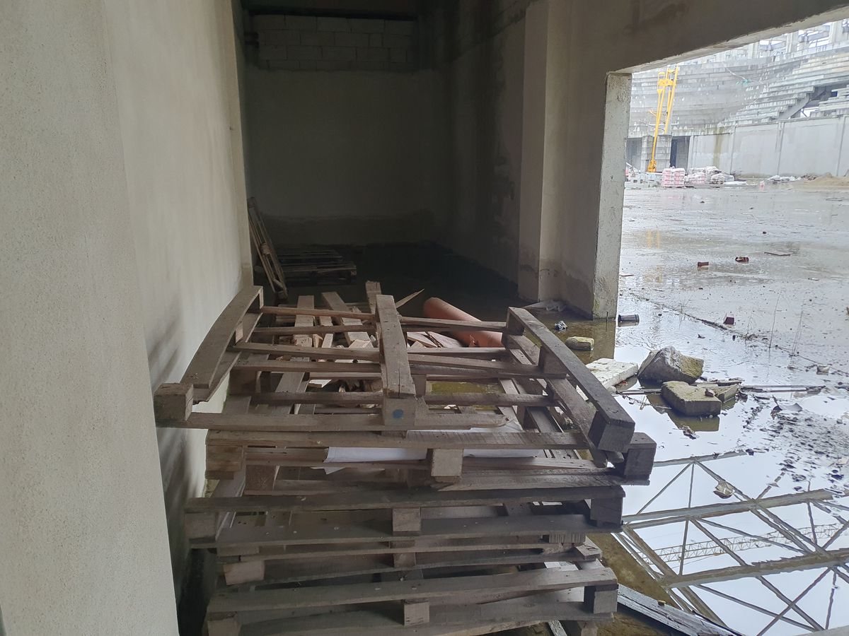 Speranțe pentru polivalenta abandonată din România » Ajunsă o ruină, noua sală a primit undă verde și lucrările urmează să fie reluate