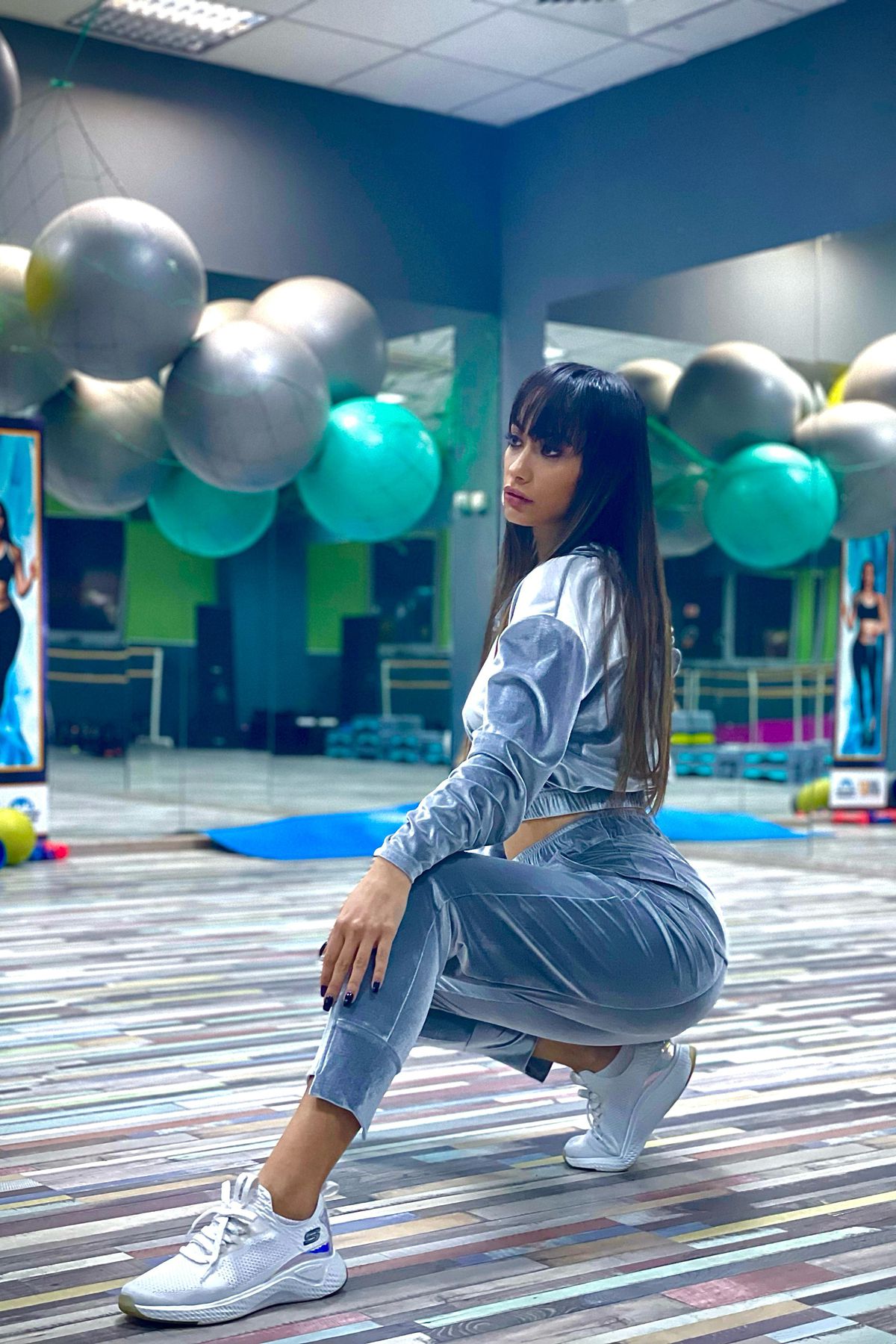 Dimineața la bancă, seară în sală » Secretele Larisei, antrenoare de fitness: „Când am poftă de dulce, asta încerc să mănânc”