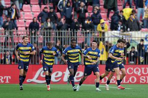 Monza - Parma 1-1 » Echipa lui Cristi Chivu a fost salvată de reușita de excepție a lui Bonny