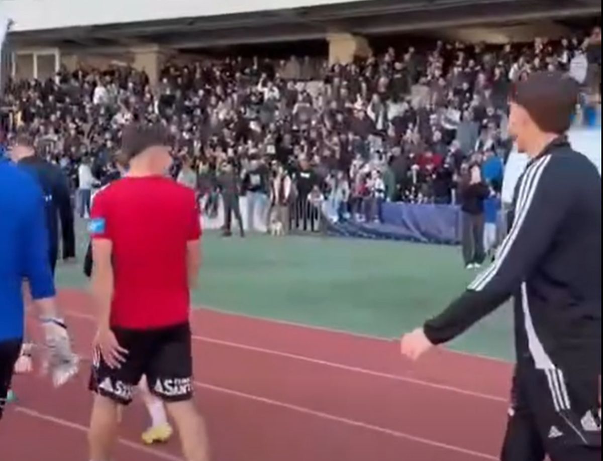 Fanii lui U Cluj, la antrenamentul echipei înainte de derby-ul cu CFR Cluj