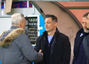 Apariție rară pe gazonul Arenei Naționale » A coborât din lojă pentru a-l saluta pe Mirel Rădoi