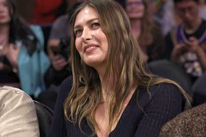 Sharapova l-a așteptat pe superstar pe culoarul de la vestiare » Momentul, surprins în fotografii