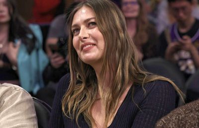 Sharapova l-a așteptat pe superstar pe culoarul de la vestiare » Momentul, surprins în fotografii