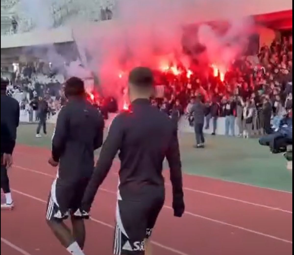 Fanii lui U Cluj, la antrenamentul echipei înainte de derby-ul cu CFR Cluj