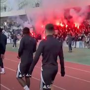 Fanii lui U Cluj, la antrenamentul echipei înainte de derby-ul cu CFR Cluj// foto: Facebook @U Cluj Fans