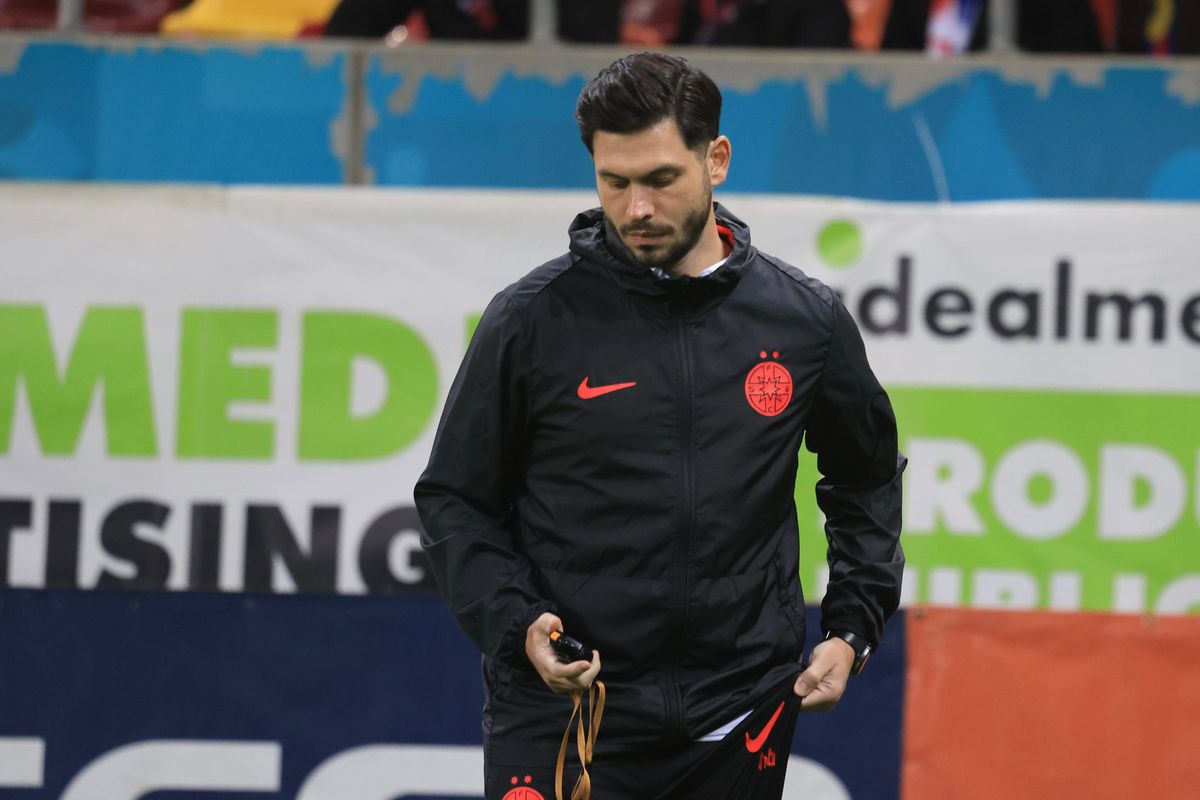 Ilie Dumitrescu a „scanat” sistemul lui Rădoi la FCSB: „Un jucător cu o tehnică superioară pentru poziția lui”