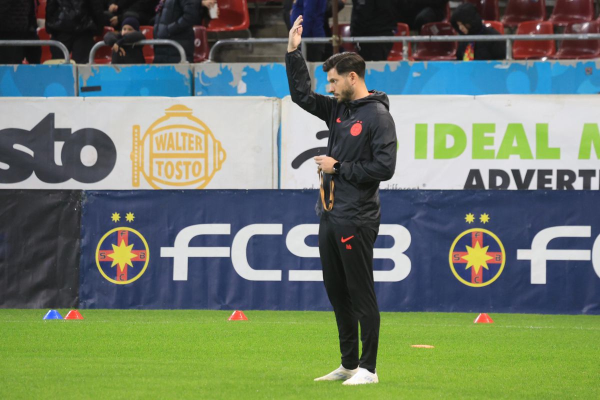 Înainte de FCSB - Metaloglobus, prima rundă din play-out