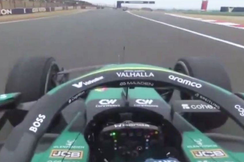 Fernando Alonso, nevoit să abandoneze în China: nu mai putea ține mâinile pe volan