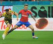 OUT după 28 de minute » Nu a rezistat nici măcar o repriză la debutul lui Mirel Rădoi la FCSB