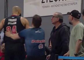 O nouă zi, un nou scandal în Grecia: vedeta lui Olympiacos a sărit la un fan care îl înjurase