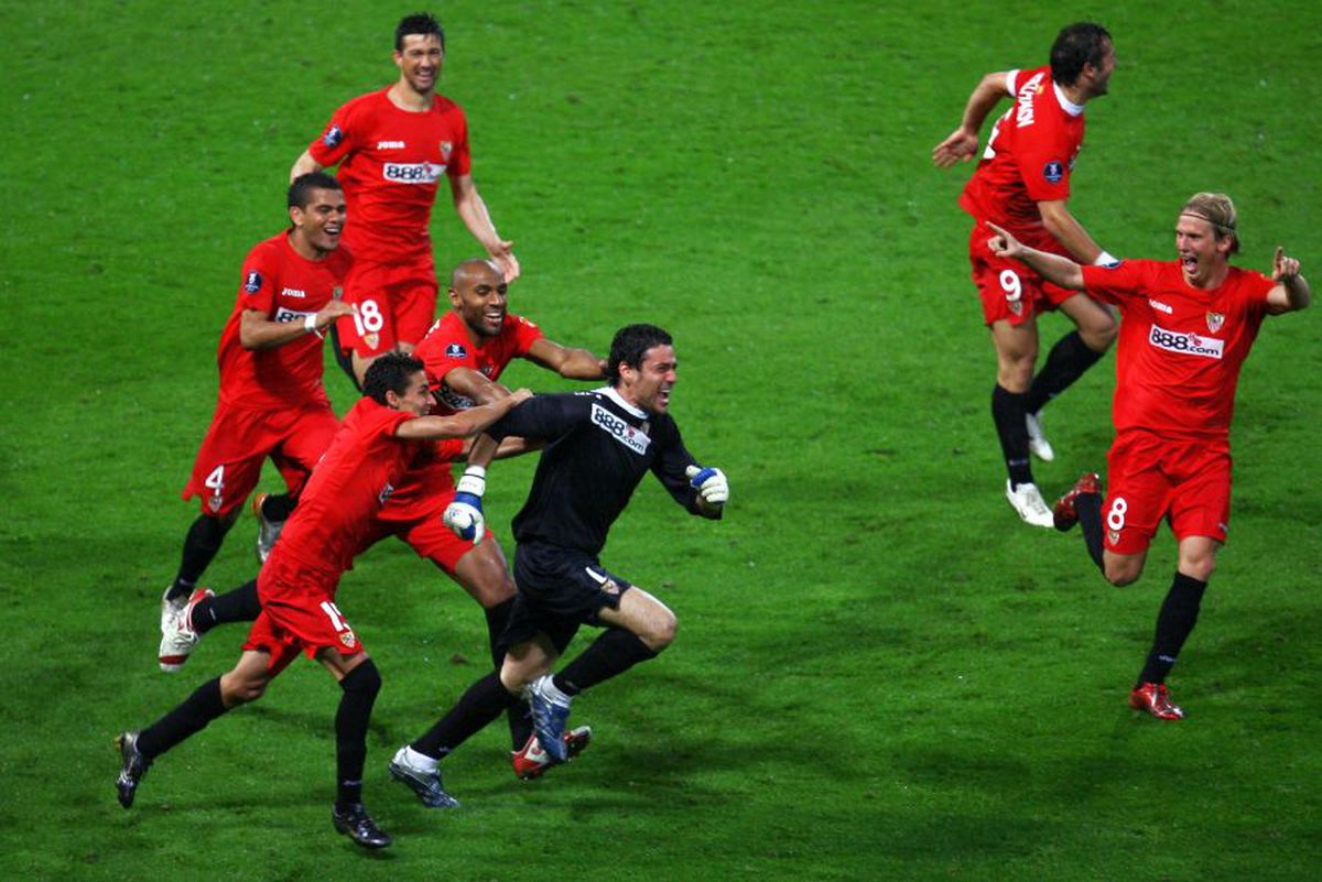 COVID-19. Andrés Palop, portarul care i-a dat gol lui Mircea Lucescu, a învins coronavirusul după 12 zile în spital