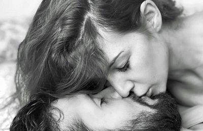 COVID-19. Sărutul devenit realitate care arată că Ezequiel Garay a scăpat de coronavirus