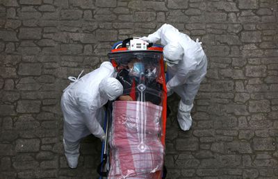 COVID-19. Mărturia tulburătoare a unui pacient care a învins coronavirusul: „Sunt în viață, m-au scos din sicriu”