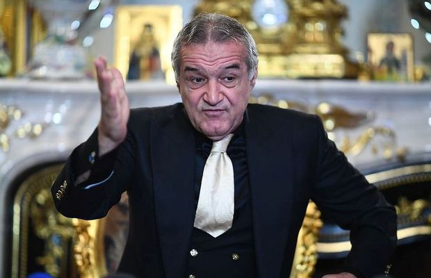 Becali a găsit soluţia pentru problemele din defensiva FCSB. Mesajul pentru Petrea: „De aici trebuie să aleagă. Trebuie să se descurce”