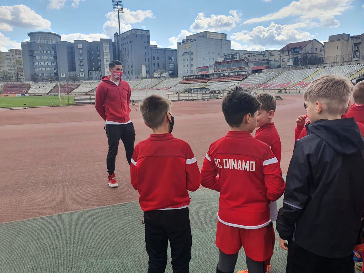 Mihai Eșanu a participat la o acțiune cu juniorii lui Dinamo și a vorbit despre pericolul retrogradării: „La meciuri nu facem ce ne propunem la antrenamente”