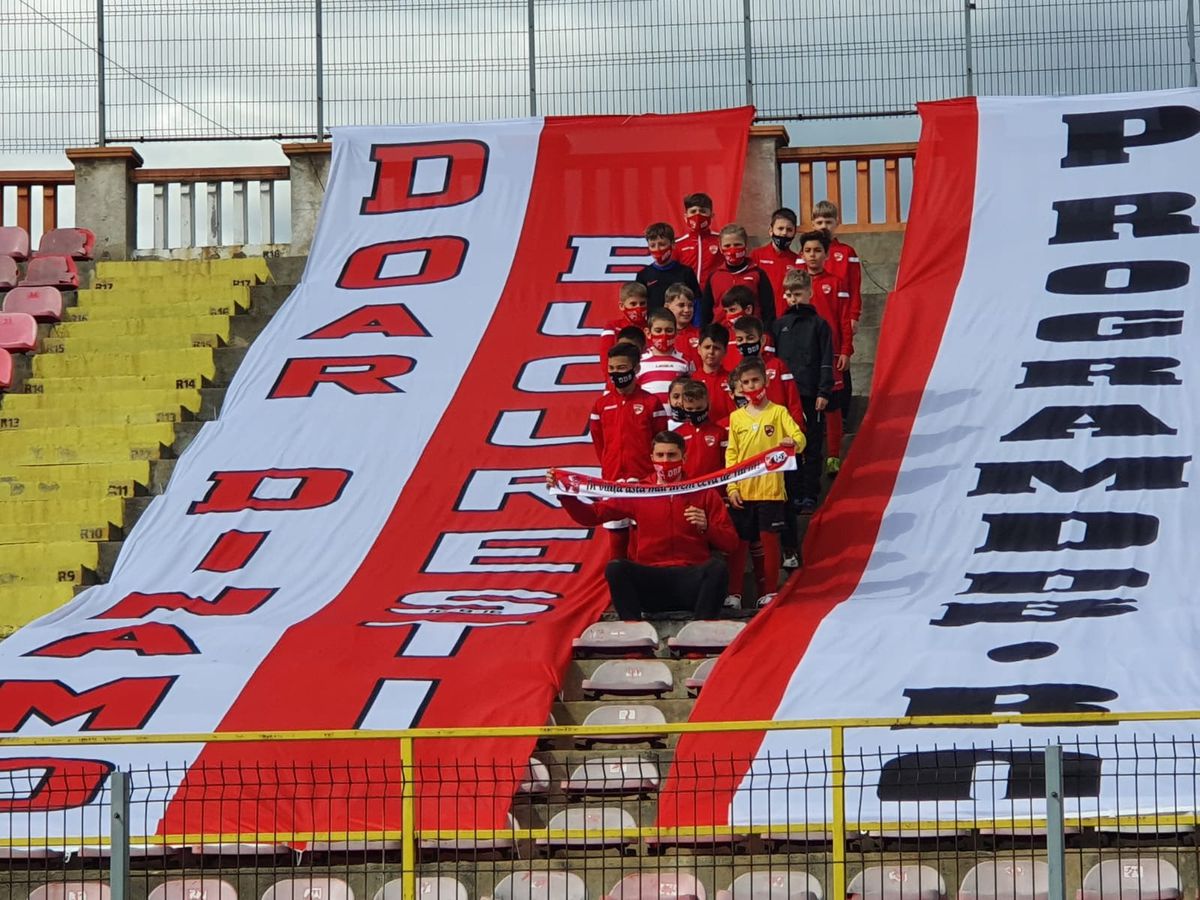 E antrenor la Dinamo, dar nu are milă de jucători: „Lipsiți de valoare, fără determinare. Sunt revoltat!”