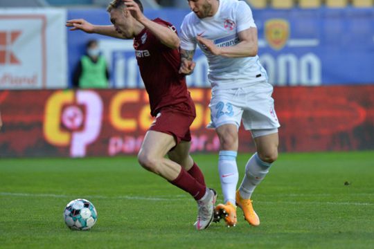 Toni Petrea (46 de ani), antrenorul celor de la FCSB, a efectuat 5 schimbări la pauza duelului cu CFR Cluj, din Supercupa României.