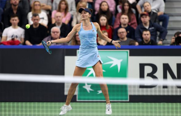 Polonia - România 2-0, după prima zi în Billie Jean King Cup: Begu, învinsă de Linette. Buzărnescu, nicio șansă în fața lui Swiatek