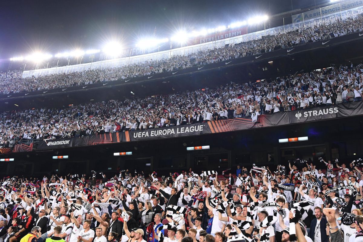 Barcelona, decizie radicală după ce fanii lui Frankfurt au invadat Camp Nou » Anunțul președintelui Laporta: „Așa ceva nu se va mai repeta”