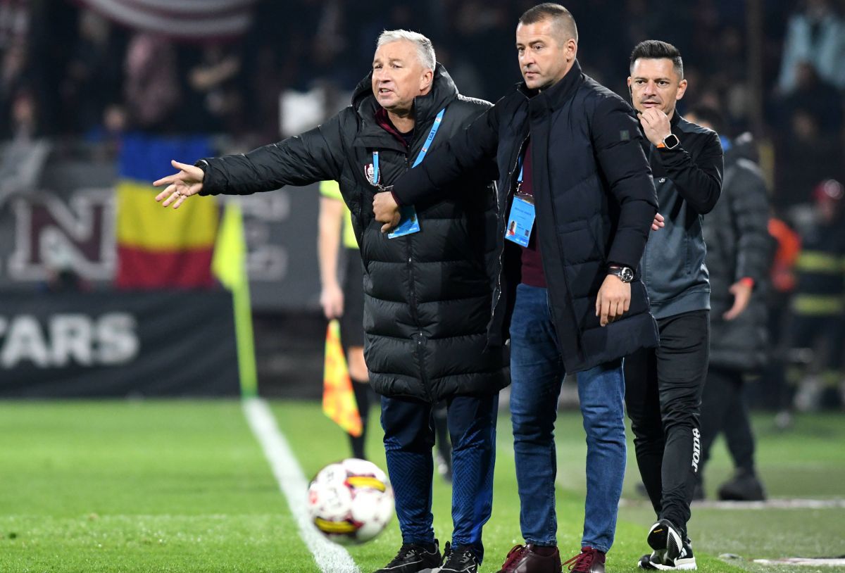 Dan Petrescu, plin de nervi » A sărit de pe bancă și a cerut penalty, dar a fost pus la punct de arbitrul Iulian Călin