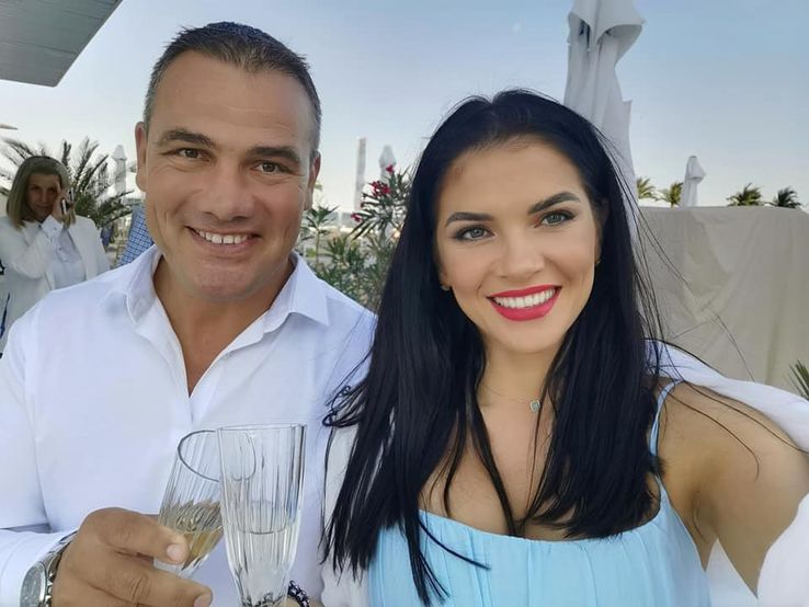 Ionuț Iftimoaie și soția lui. Foto: Instagram