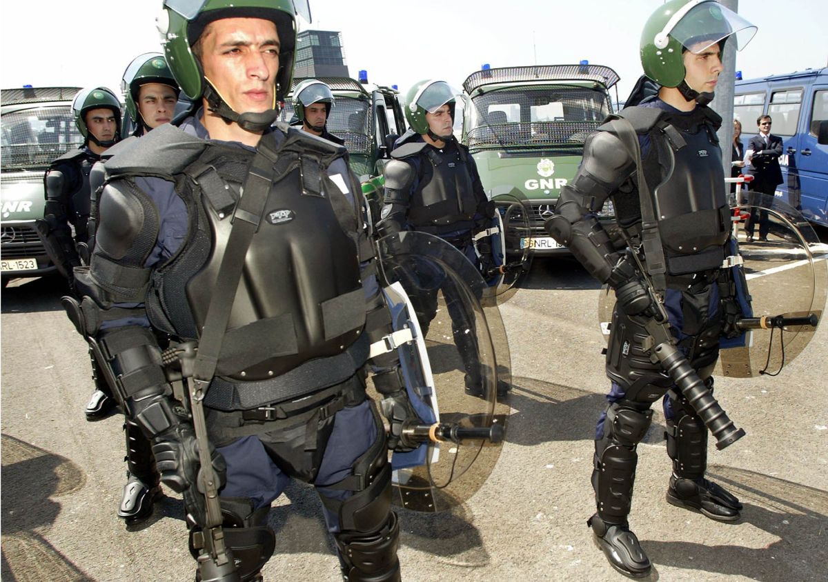 Fost fotbalist al lui FC Argeș, dezvăluiri incredibile: „S-a lăsat cu arestări! Mi-a fost teamă că nu mai scăpăm sănătoși de pe teren”