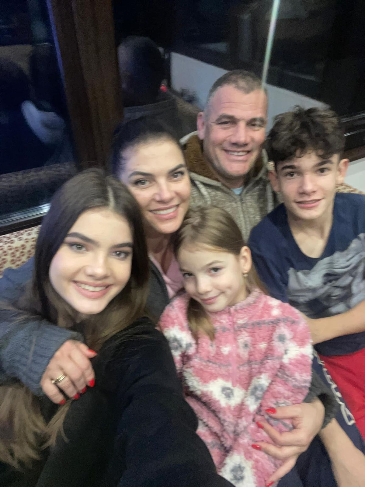 Ionuț Iftimoaie, călcat în picioare de colegii de la Survivor: „Totul demonstrează că ești un trădător” și „Acesta e stilul tău, de politician”