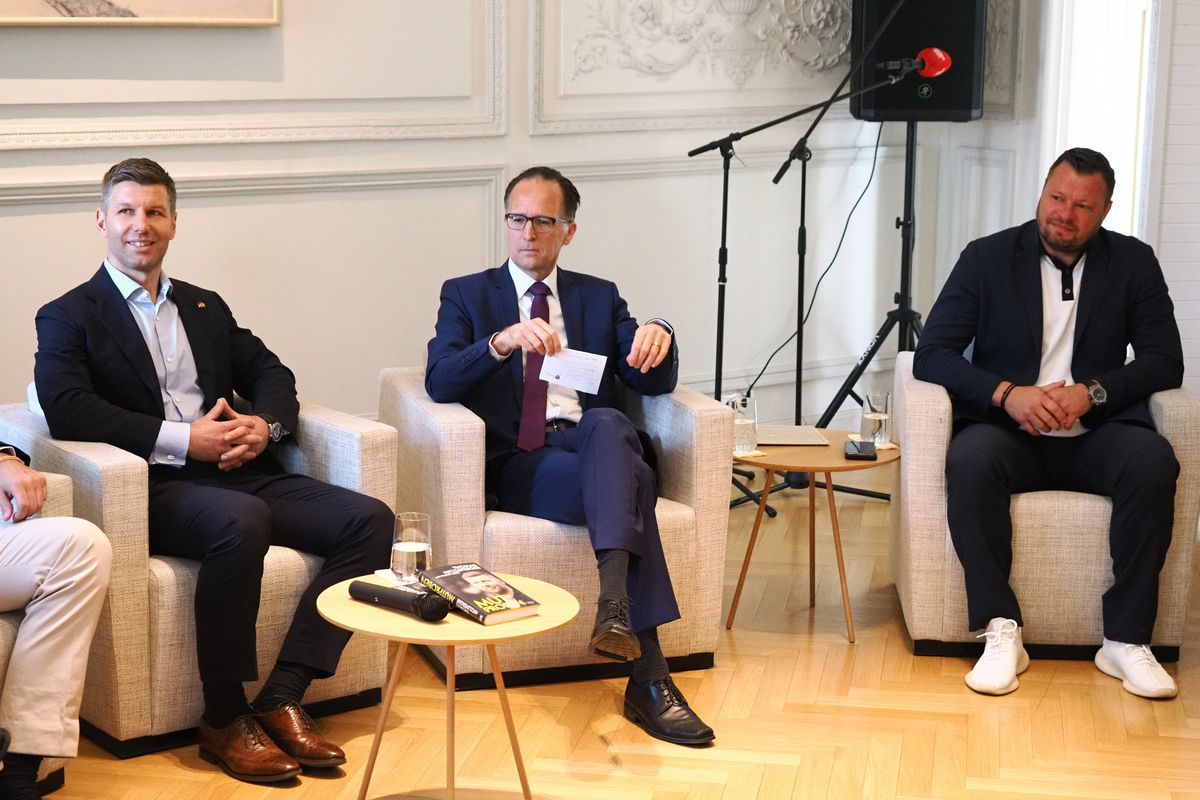 Conferință de presă la Ambasada Germaniei la București, Thomas Hitzlsperger, 15 aprilie 2024