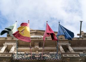 Cum navighezi sistemul juridic al țării în care te-ai mutat
