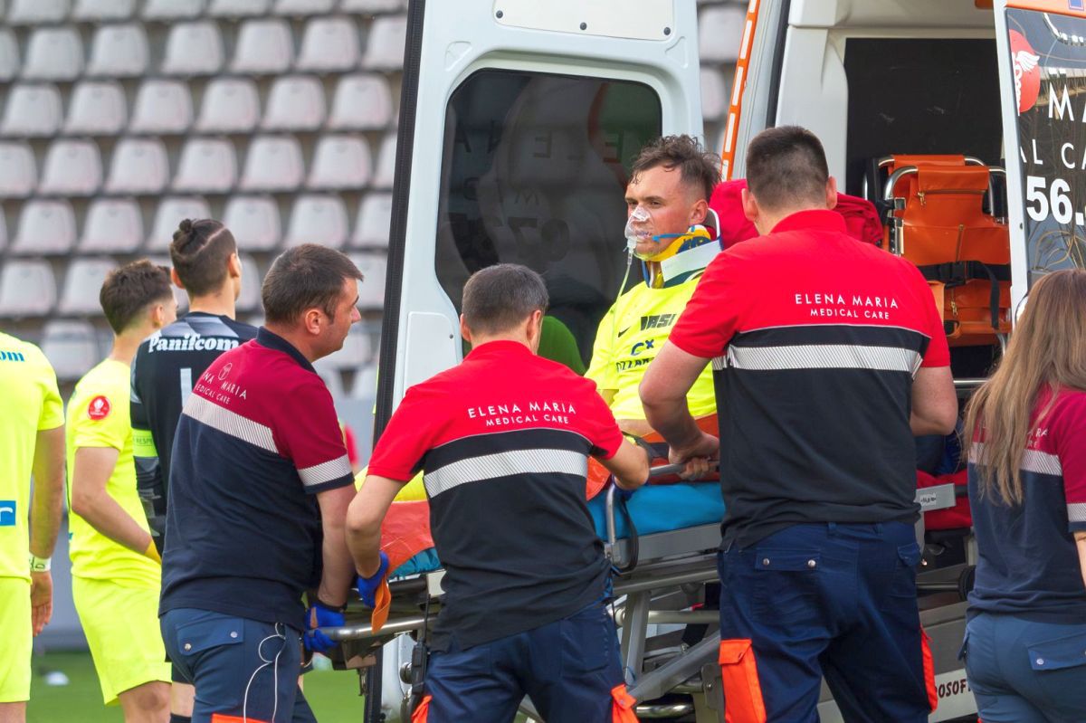 Legătura specială dintre Luca Mihai, jucătorul accidentat grav de Homawoo, și Dinamo