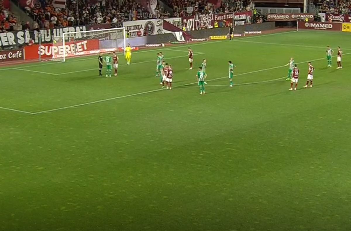 Penalty anulat cu VAR în Rapid - Sepsi