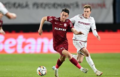Doi jucători scoși în față de Ilie Dumitrescu, după CFR Cluj - Rapid