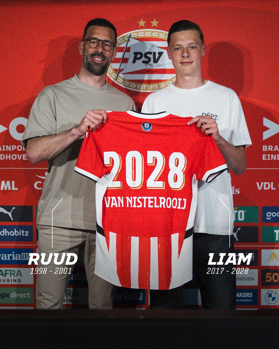 Fiul lui Ruud van Nistelrooy, Liam, a semnat primul său contract profesionist cu PSV. FOTO: Facebook PSV A semnat! Transfer istoric pentru fiul lui Ruud van Nistelrooy