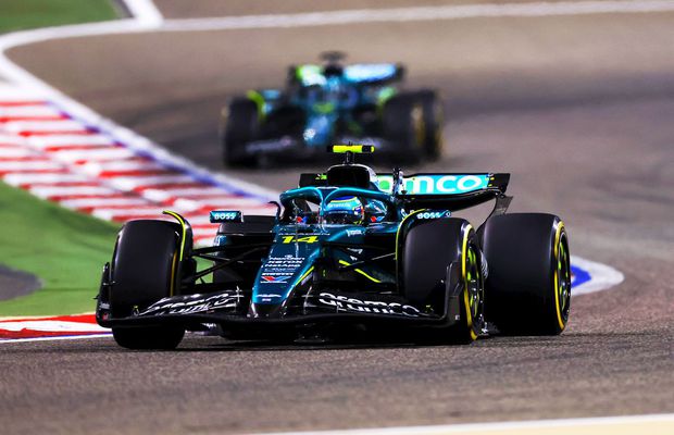 Fernando Alonso despre neputința de la Aston Martin: „Mașina noastră moare în virajele lente”