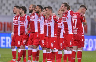 „Dinamo m-a ținut ca pe un obiect, ca pe o sticlă cu apă!” » Copilul „câinilor” iese în față: „Când am aflat ce s-a întâmplat... Mamă, mi s-au înmuiat picioarele!”