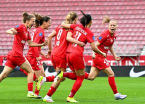 Momente halucinante la un meci de fotbal! S-a dat drept medic și a cerut lenjeria intimă a jucătoarelor pentru un control antidoping
