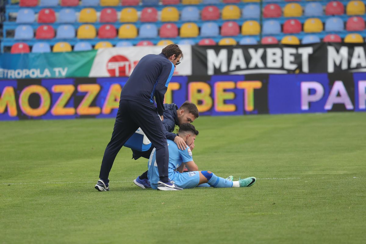 Un nou scandal la FC Voluntari! Jucătorii au refuzat să intre în cantonament, iar Nețoiu a luat foc