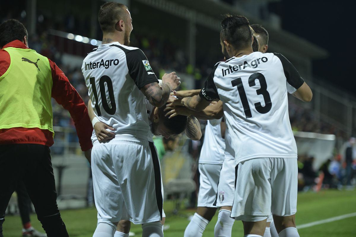 10 meciuri memorabile jucate de Paște: Dinamo, victorii în Ghencea, Rapid, învinsă de rivale și celebrul Poli Timișoara - FCSB 1-8