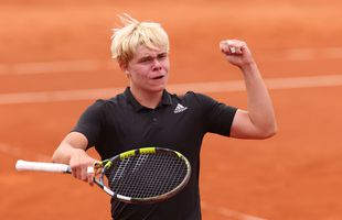 Un adolescent blond, cu tată din Chile și mamă din Lituania, a făcut spectacol pe zgura din Munchen » Recordul și celebrarea exuberantă a jucătorului născut în 2008