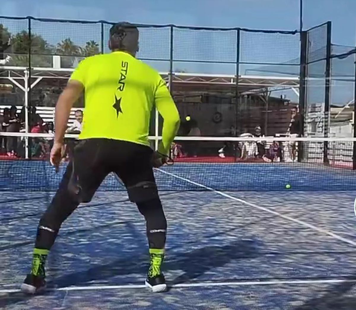 Gianluca Zambrotta abia mai poate umbla din cauza strâmbării teribile a picioarelor!