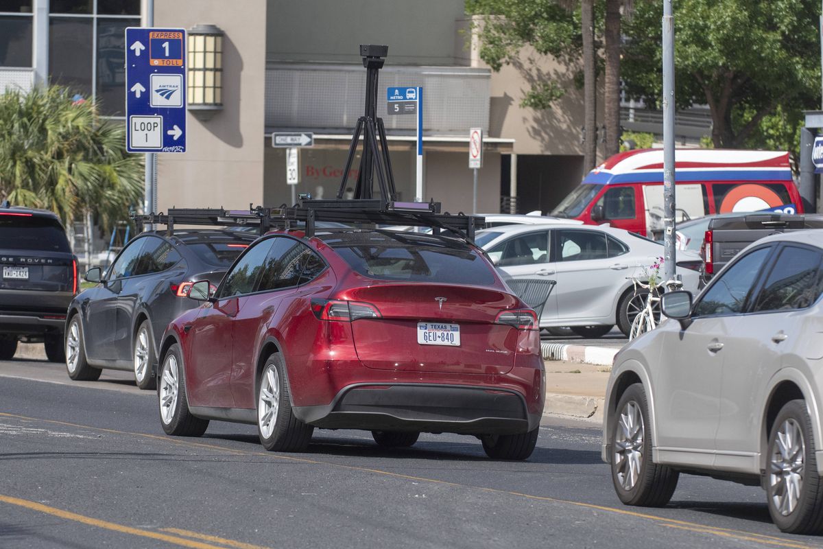 Moment istoric: prima țară din Europa care a autorizat modelele Tesla care se conduc singure