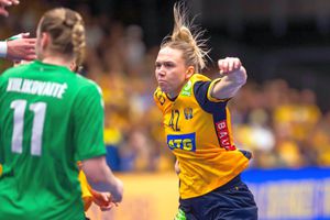 CSM București a anunțat transferul #7 pentru viitorul sezon! Jucătoarea de națională a semnat